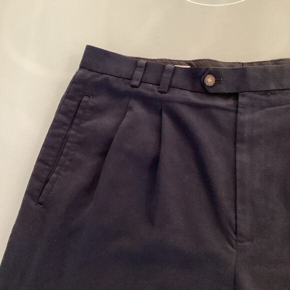 Men’s Cutter & Buck Navy Men’s Shorts, Size 38. Preloved in Excellent Condition! - Picture 4 of 5